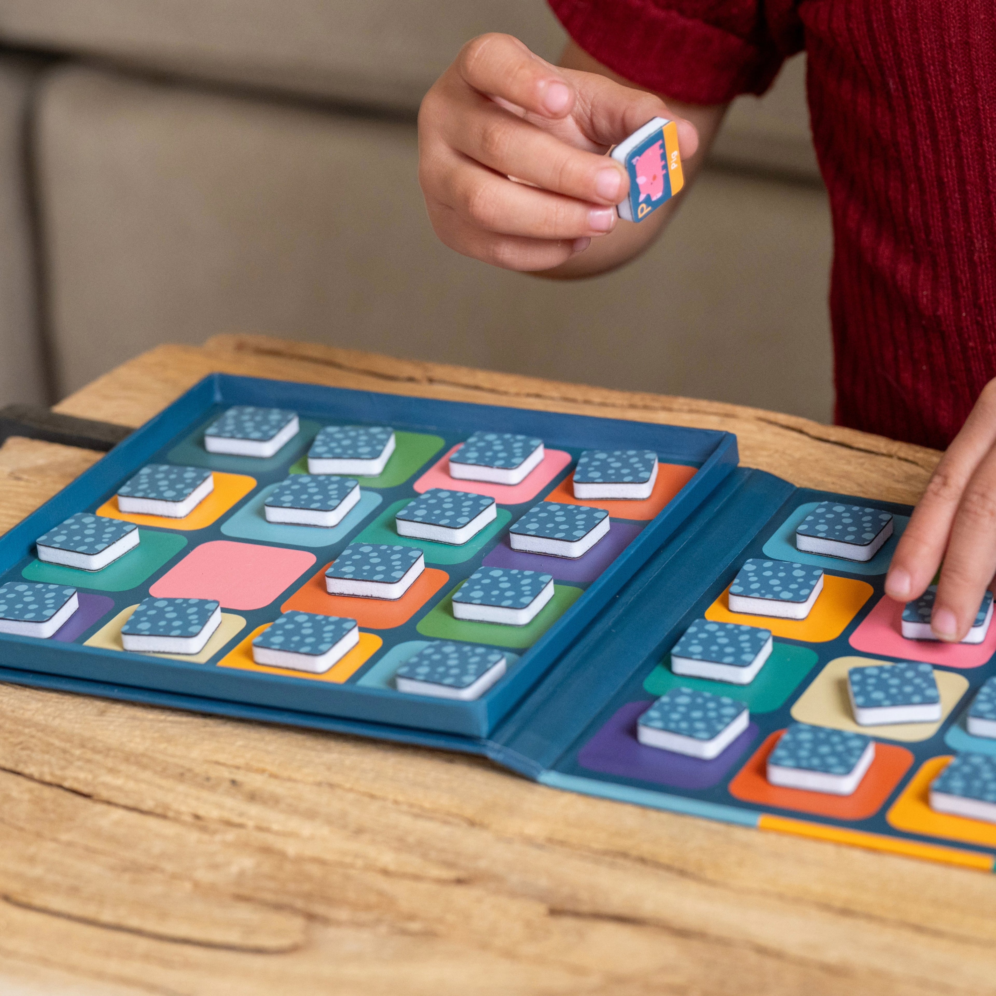 Magnetic Memory Matching Spiel